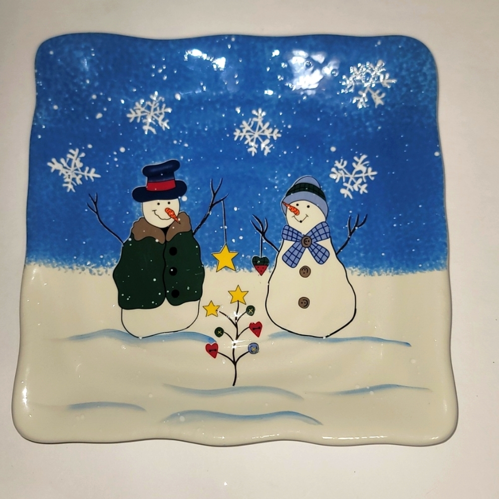 St. Nicolas Square Button Up Docorative Plate